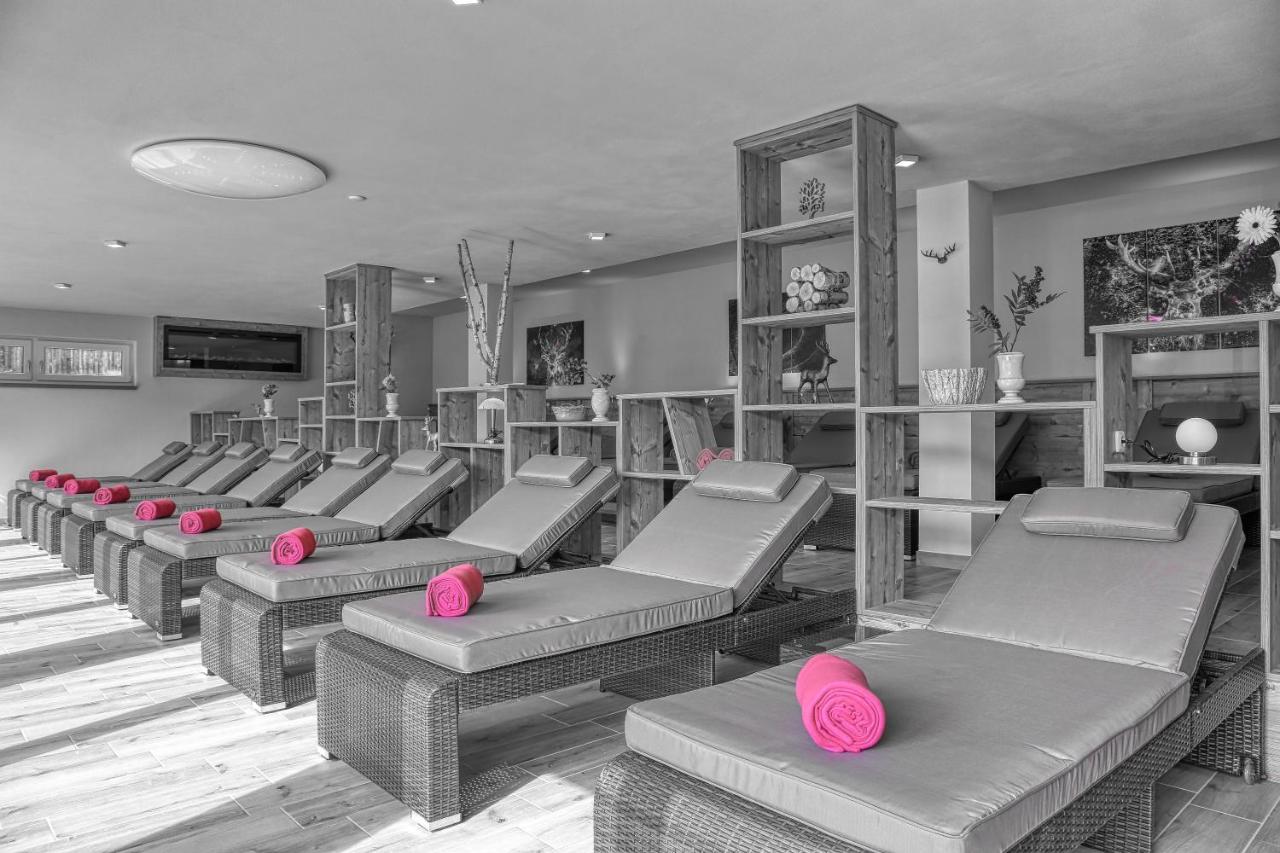 Wellnesshotel Deine Auszeit, Adults Only Achslach ภายนอก รูปภาพ
