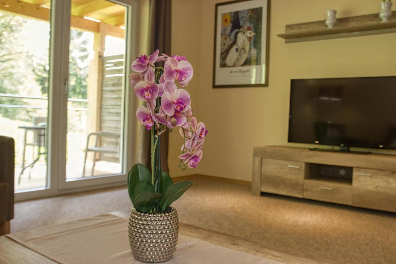 Wellnesshotel Deine Auszeit, Adults Only Achslach ภายนอก รูปภาพ