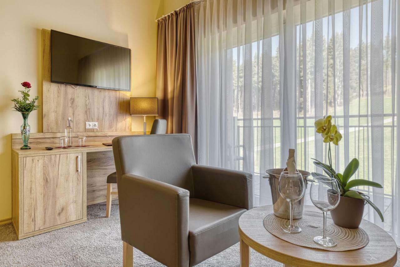 Wellnesshotel Deine Auszeit, Adults Only Achslach ภายนอก รูปภาพ