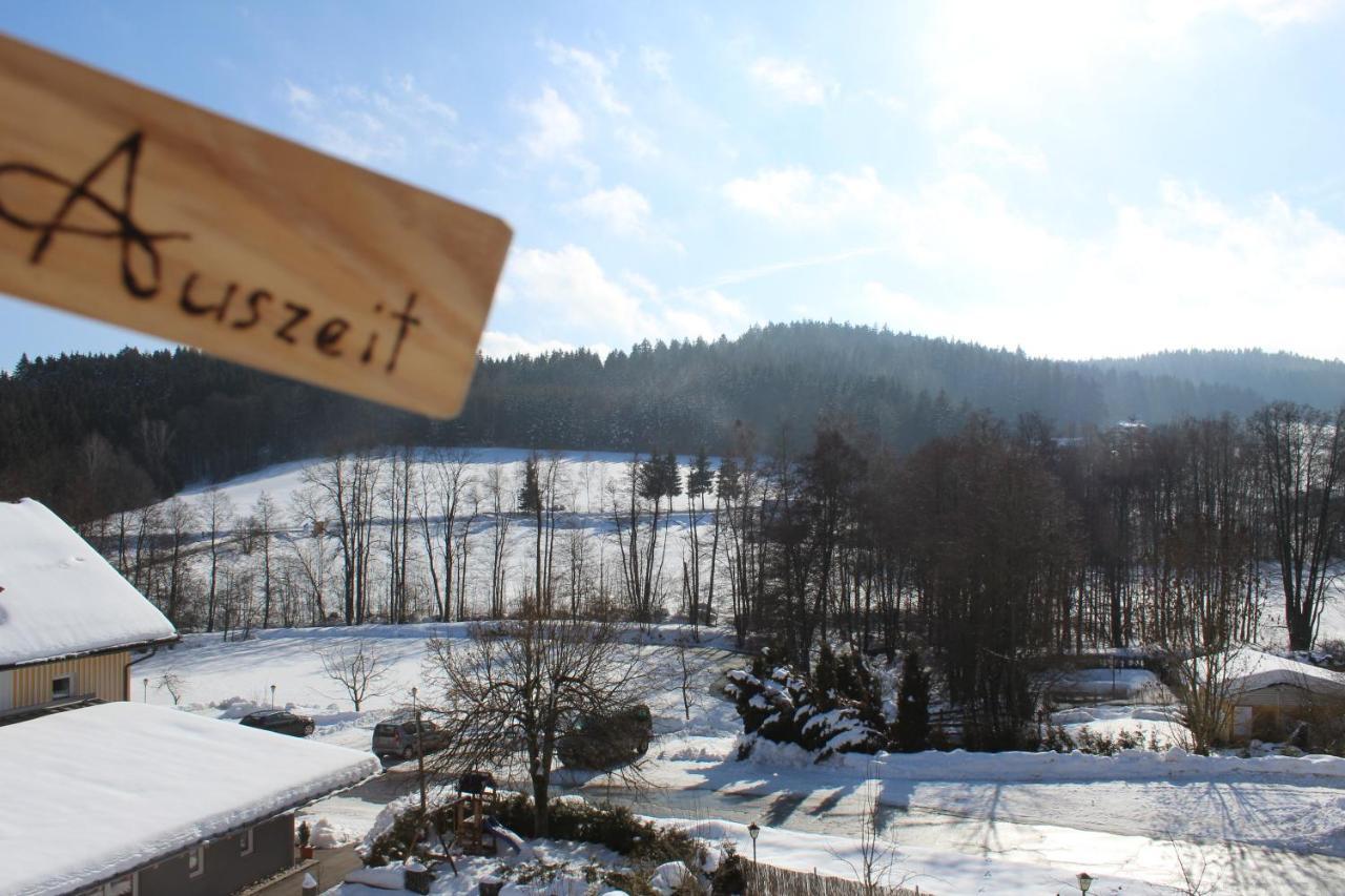 Wellnesshotel Deine Auszeit, Adults Only Achslach ภายนอก รูปภาพ